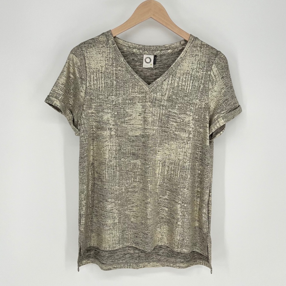 Akemi Kin Womens Metallic Shimmer Top Size S Gold Short Sleeve V Neck Pullover